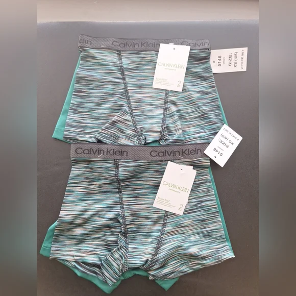 Calvin Klein BLACK Big Boys Performance Boxer Brief, Pack of 2, US X-Small - Picture 2 of 6